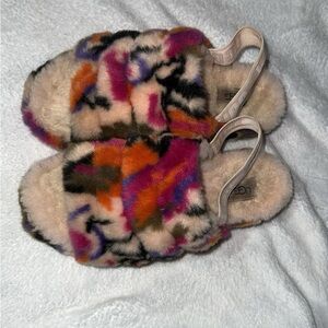 Ugg Fluff Yeah Slides